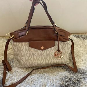 Michael kors satchel